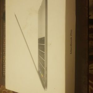 MacBook Pro 13 Box